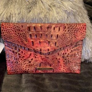 Brahmin clutch